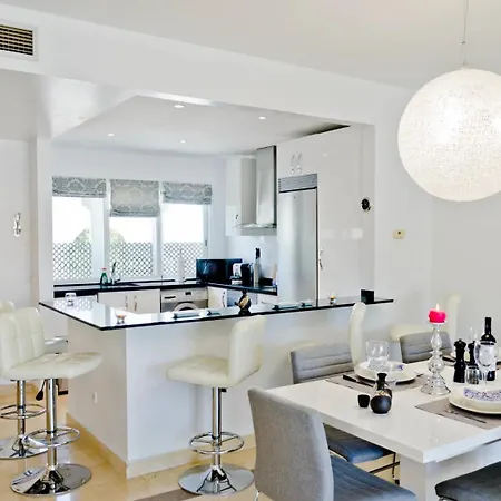 1408 - Luxury Two Bed Penthouse In El Presidente Lägenhet *