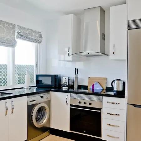 1408 - Luxury Two Bed Penthouse In El Presidente Lägenhet Estepona